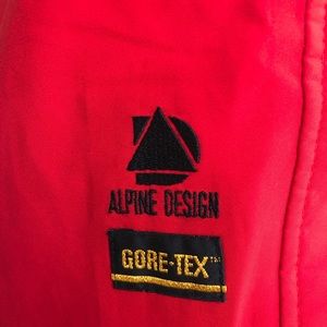 Retro Vintage Alpine Design Gore-Tex Red Tapered Full Zip Ski Pant